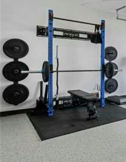 Garage gym set