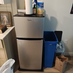 Whirlpool Mini Fridge