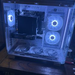 RTX 5060 Custom Gaming/Streaming PC!