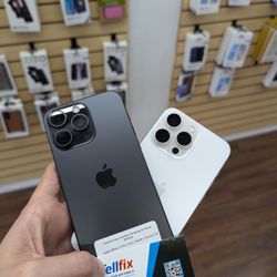 iPhone 15 Pro Max UNLOCKED