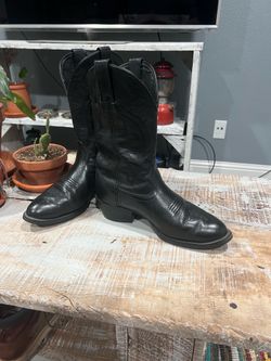 tony lama boots men size 9 to 9.5