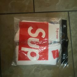 Supreme Socks 