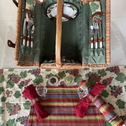 Picnic Time Wicker Picnic Basket 