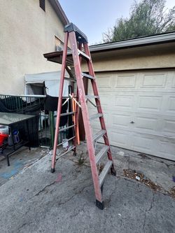 Werner 8ft Fiberglass Step Ladder
