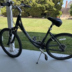 Giant Sedona DX Bike