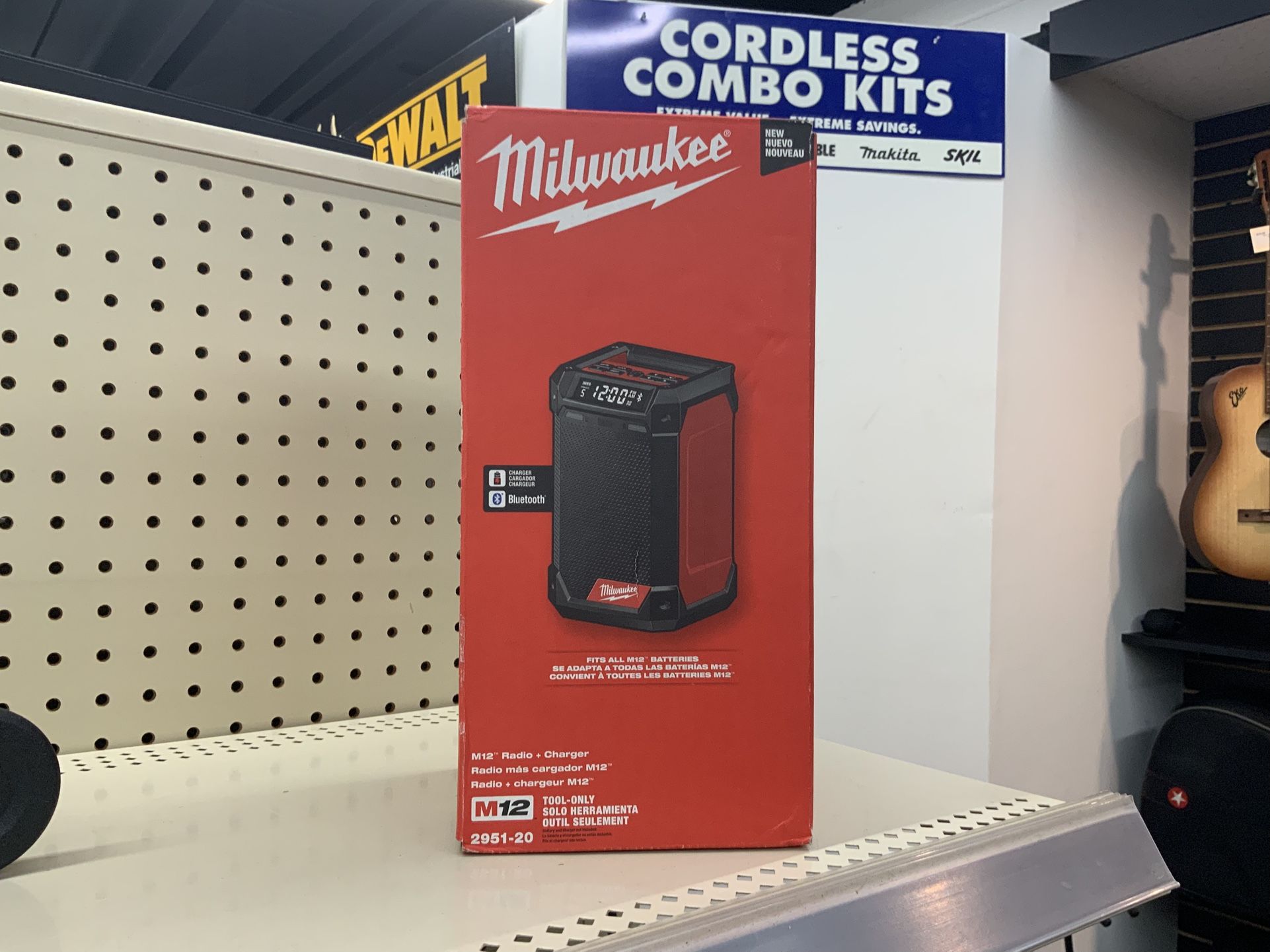 Milwaukee M12 Radio + Charger