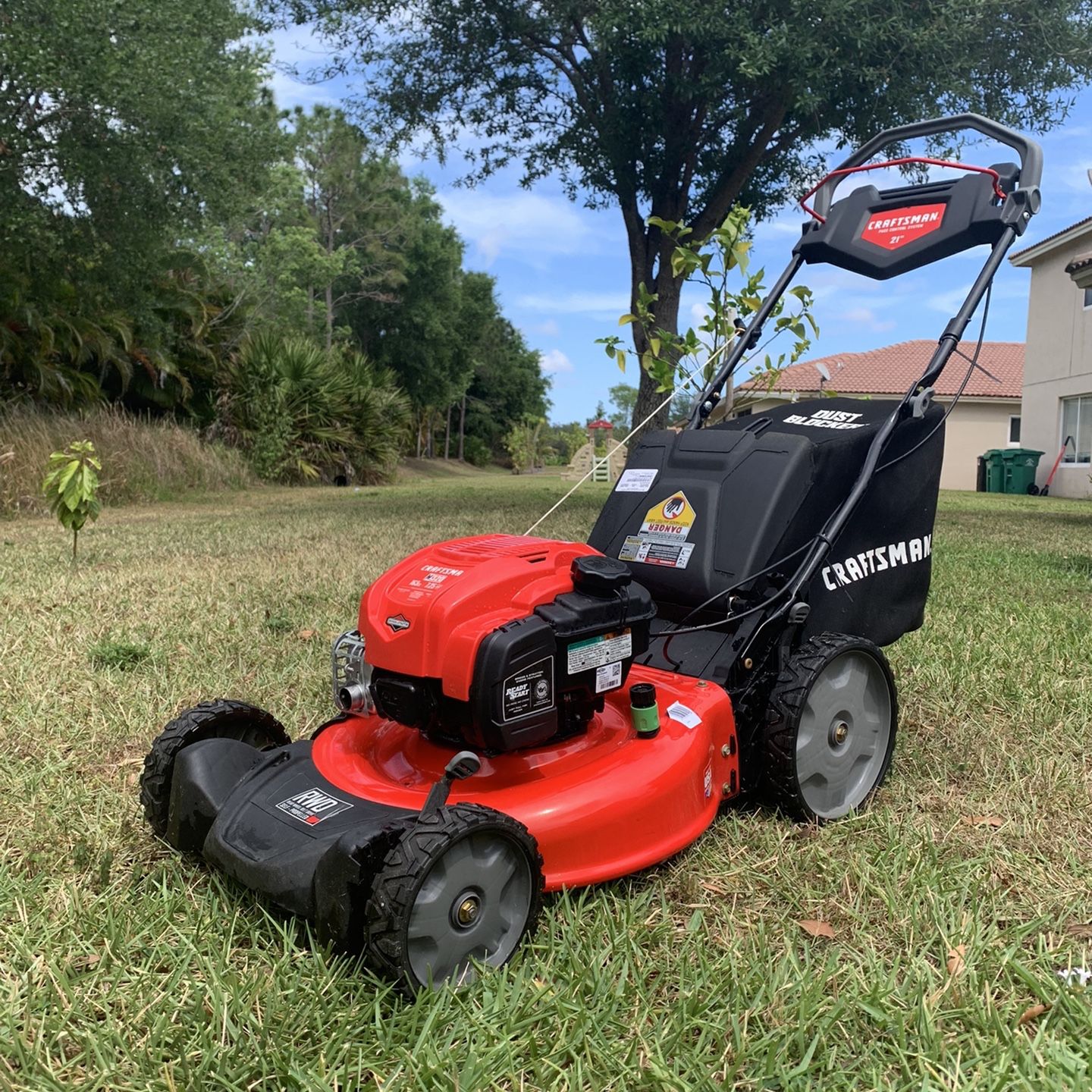 Basically New Craftsman Self Propelled Lawn Mower for Sale in Port St. Lucie FL OfferUp