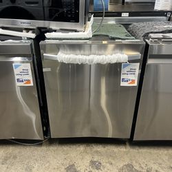 Samsung - 24" AutoRelease Dry Built-In Hybrid Stainless Steel Tub Dishwasher with 3rd Rack, Fingerprint Resistant, 51 dBA - Stainless Steel