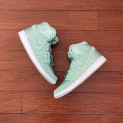 Air Jordan 1