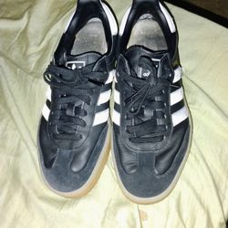 2 Pair Size 8 Ladies Adidas $25 Each Pickup Only Cash 