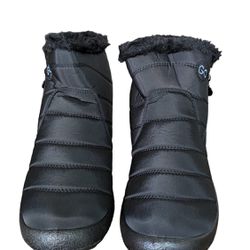 NWOT GO Winter Snow Boots Womens Size 7.5 Black Waterproof Fur Lined Slip Resist