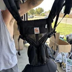 Ergo Baby Carrier 