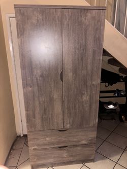 Drawer Dresser