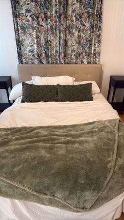 Queen bed platform with storage
