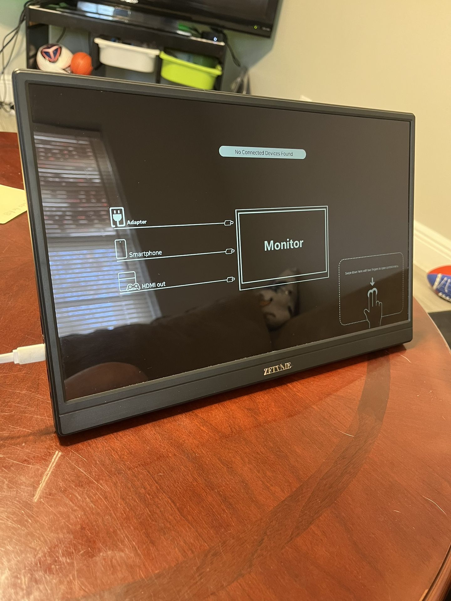 Portable LED screen 16in