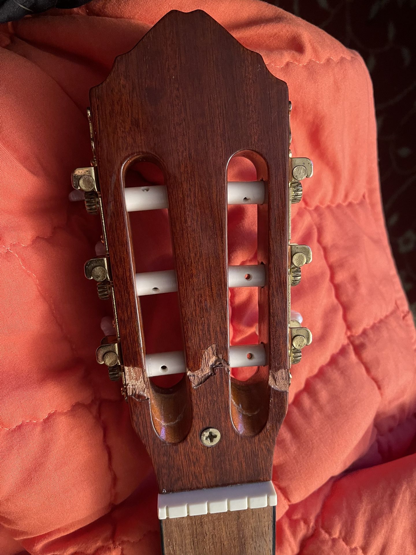 Lucero Classical Guitar