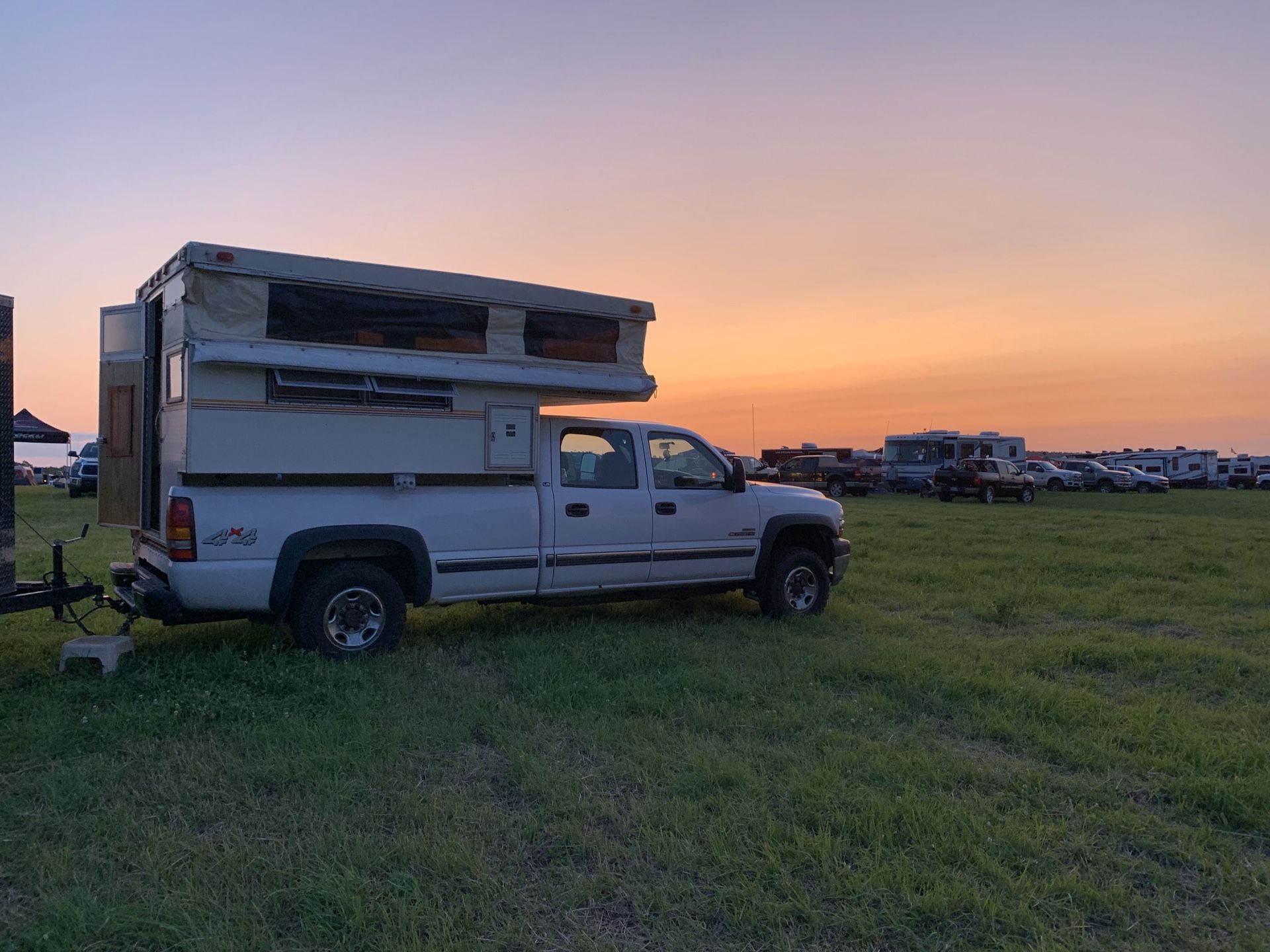 Pop up camper