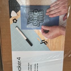 Cricut Maker 4 Starter bundle