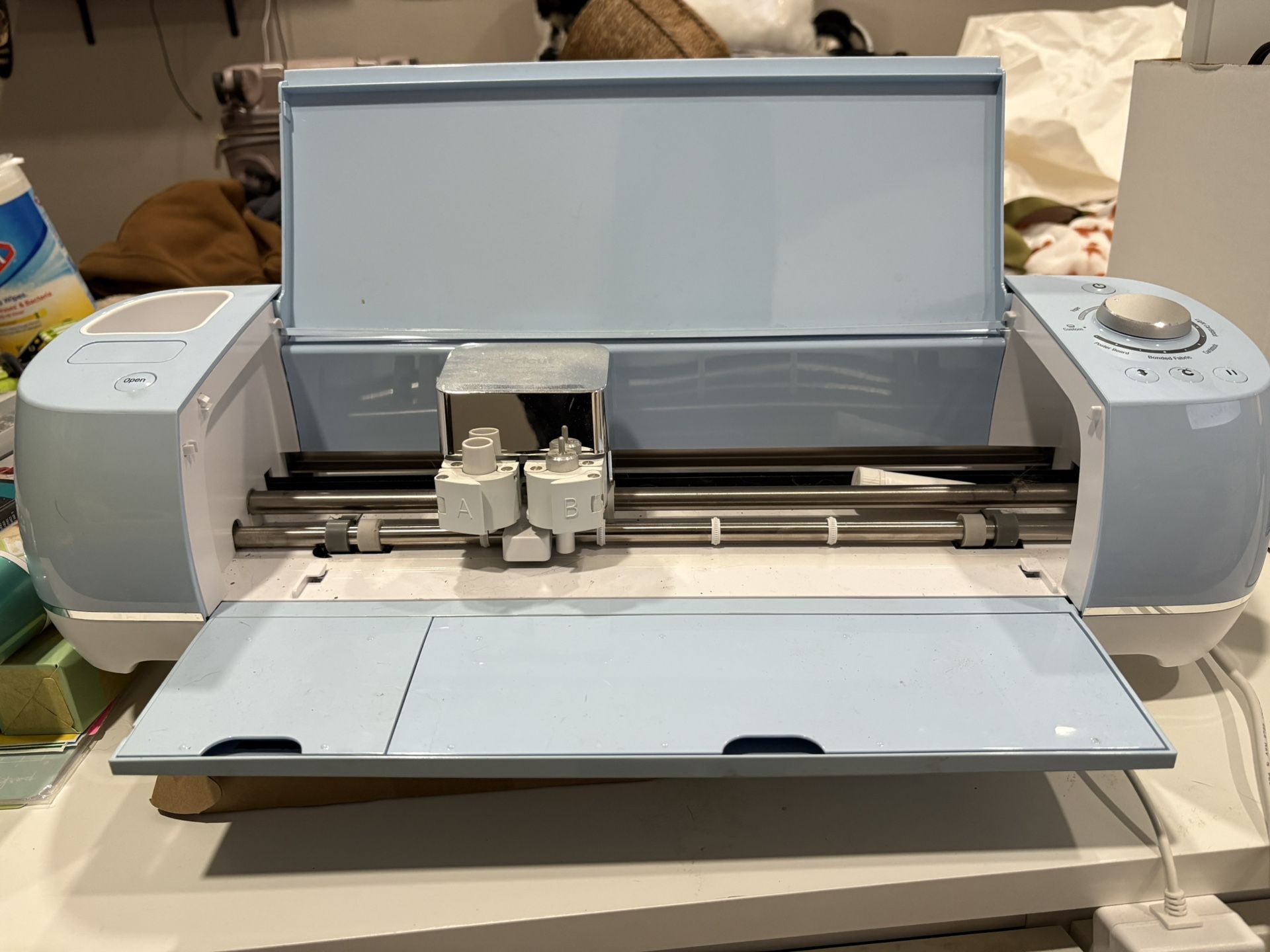 Cricut Plus Vinyl And Supplies