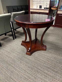 Bombay End Table/Accent Table