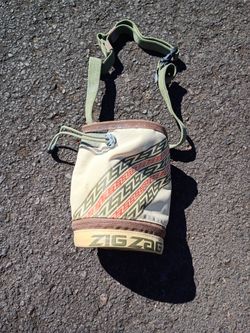 Zig zag chalk Bag With Zippered pocket