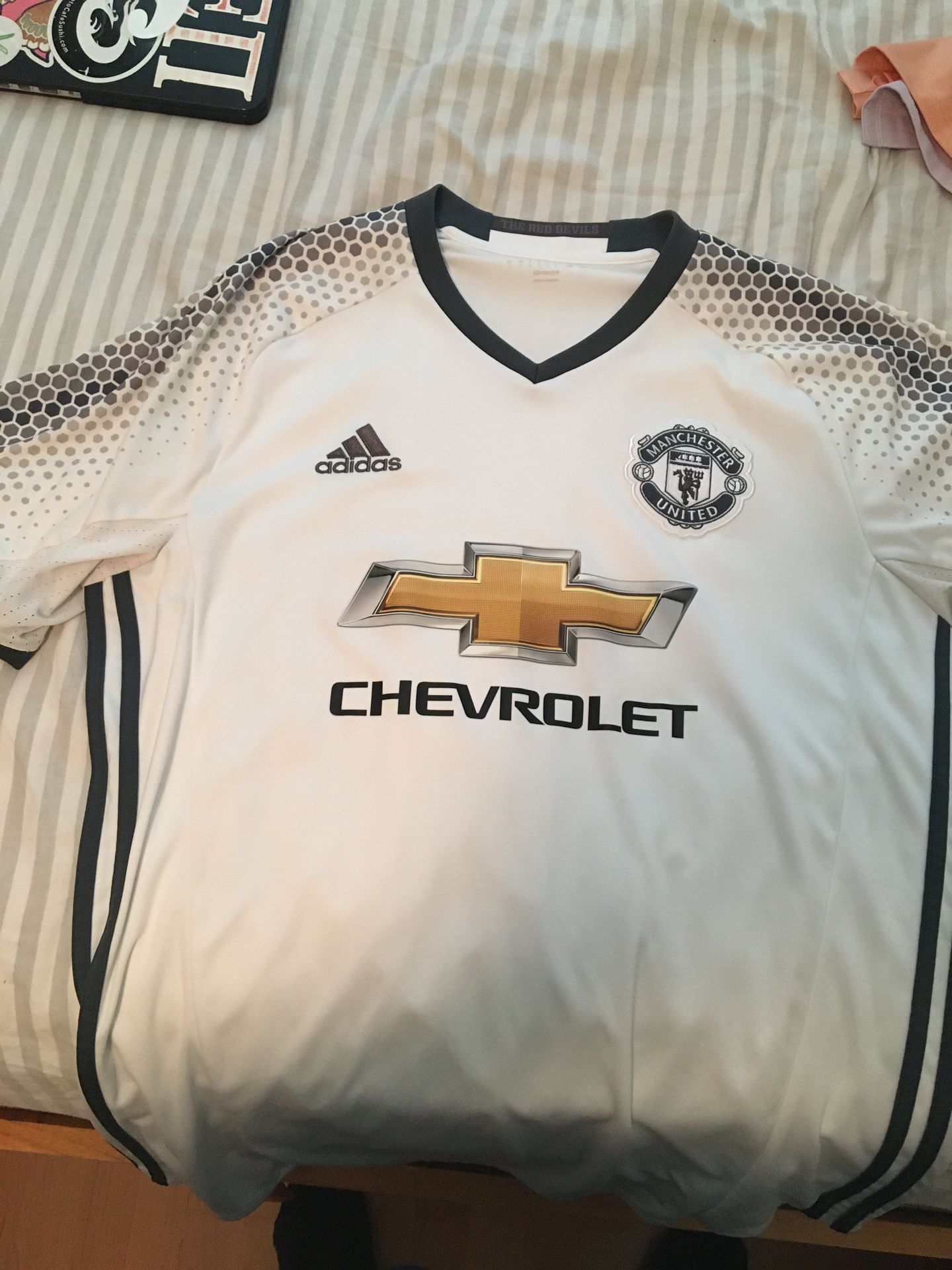 Manchester United size Large jersey