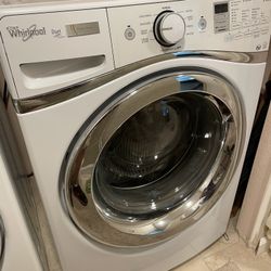 Side-by-Side Whirlpool Washer & Gas Dryer