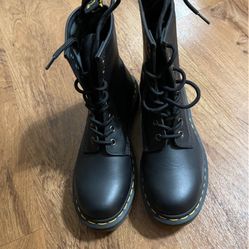 Doc Marten Boots 