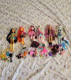 Monster high G3 dolls