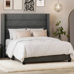 Queen size platform bed