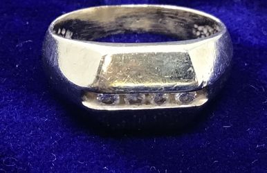 14k Gold And Diamond Ring 