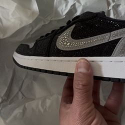 Air Jordan 1 Low X Swarovski Men’s 9
