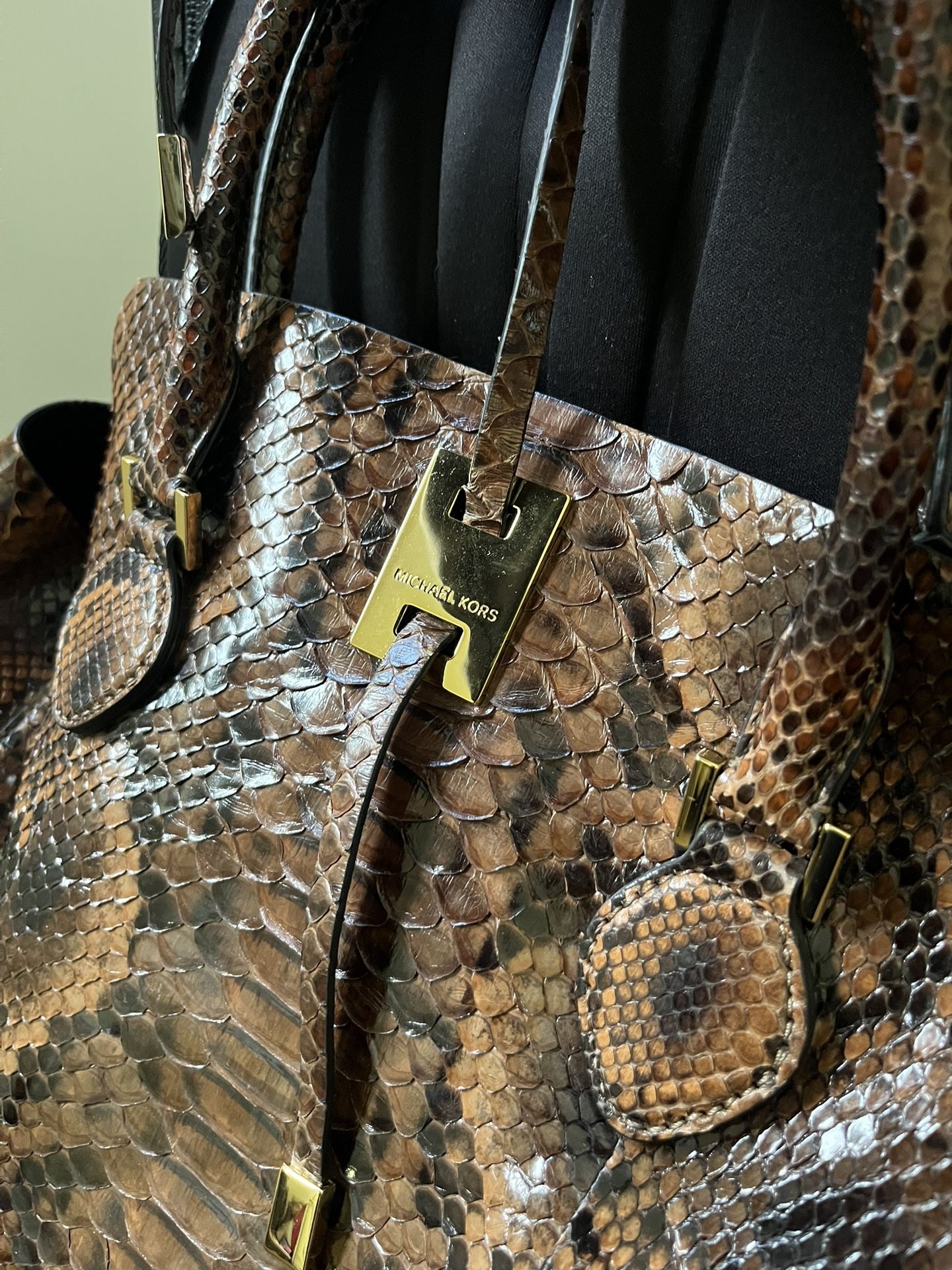Michael Kors Miranda Tote Bag