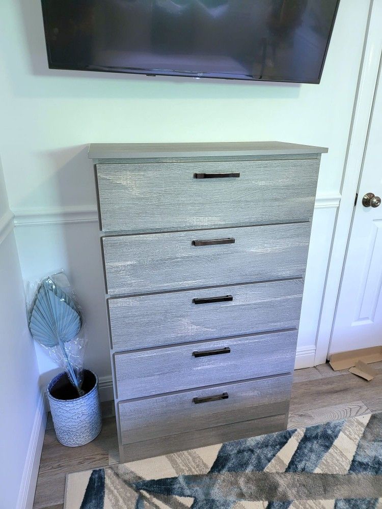 NEW CHEST ASSEMBLED 👌