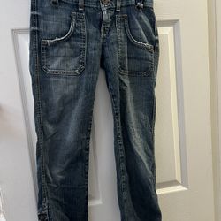 Guess Capri jeans