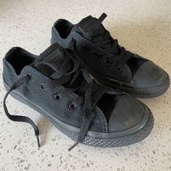 Converse Chucks- Size 2 Great Condition