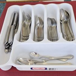 Hampton Silversmiths Stainless Steel "LAUREN" Frosted  Flatware