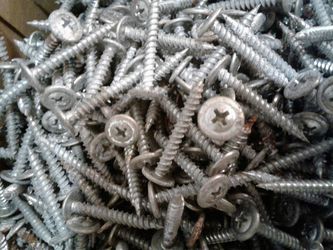 Screws2.75 1.5 nails all. galv