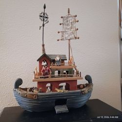 Vintage 24" long wooden Noah's ark tabletop display