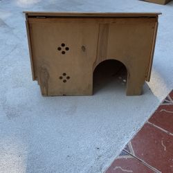 Wooden Pet House 