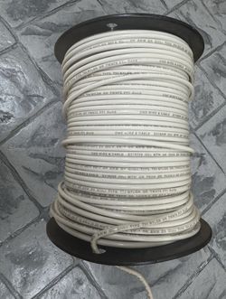 New 500 Foot Roll of 10 AWG Stranded Copper THHN/THWN-2 Electrical Wire - White Specifications: • 10 AWG (5.26 mm²) Stranded Copper Conductors • THHN