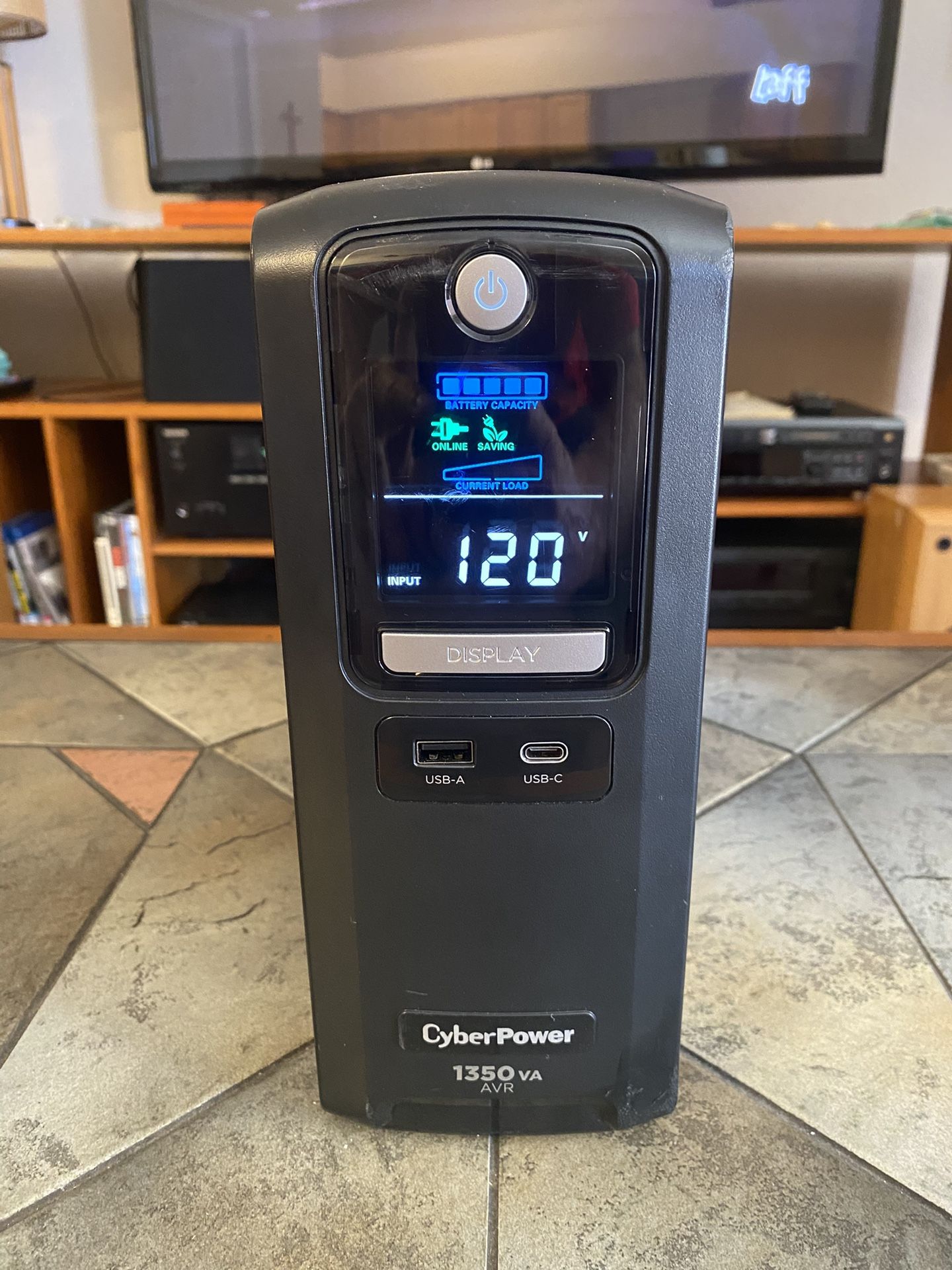 CyberPower Battery Backup & Surge Protector CST135UC2 Mini-tower 1350VA UPS