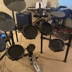 Alesis Nitro 8-Piece Electronic Drum Kit