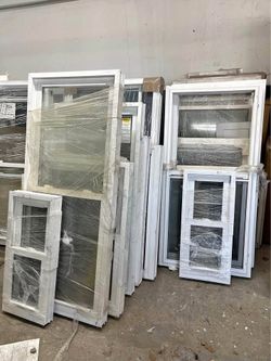 Vinyl & Aluminum Windows Lot – Various Sizes