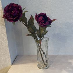 Vase With Flower 