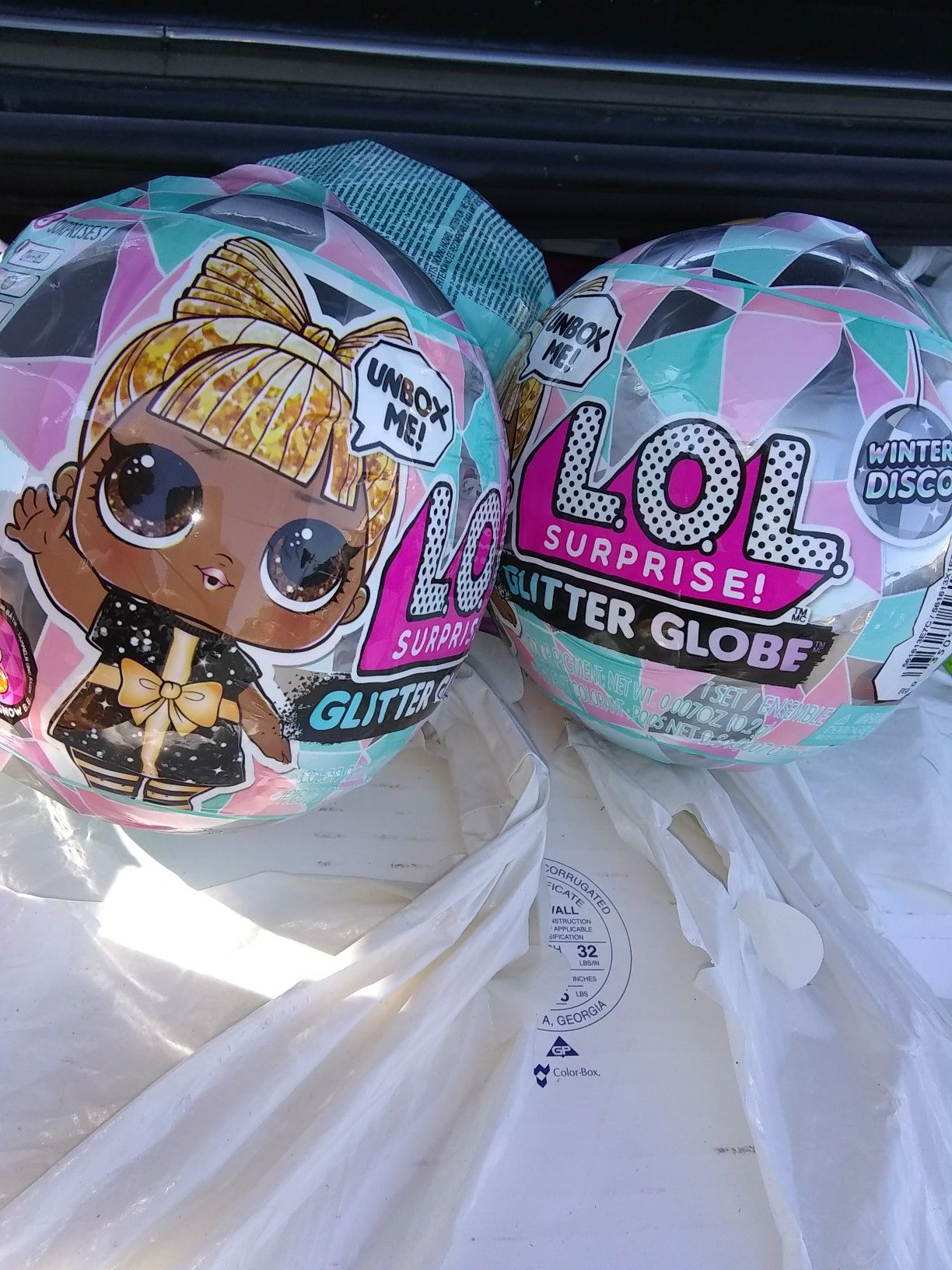 5× L.O.L. SURPRISE! GLITTER GLOBE DOLL WITH GLITTER HAIR + 2× LOL SURPRISE! FLUFFY PETS BOTH ARE WINTER DISCO SERIES