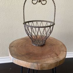 Farm House Metal basket