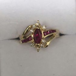DIAMOND AND MARQUISE RUBY SOLITAIRE 14KTaaD