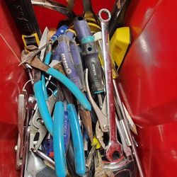 Large Box Of Assorted Hand Tools, Nut Drivers, And Various Hand Tools.  See Pics For Levels Of Filling The Box Up Of Tools