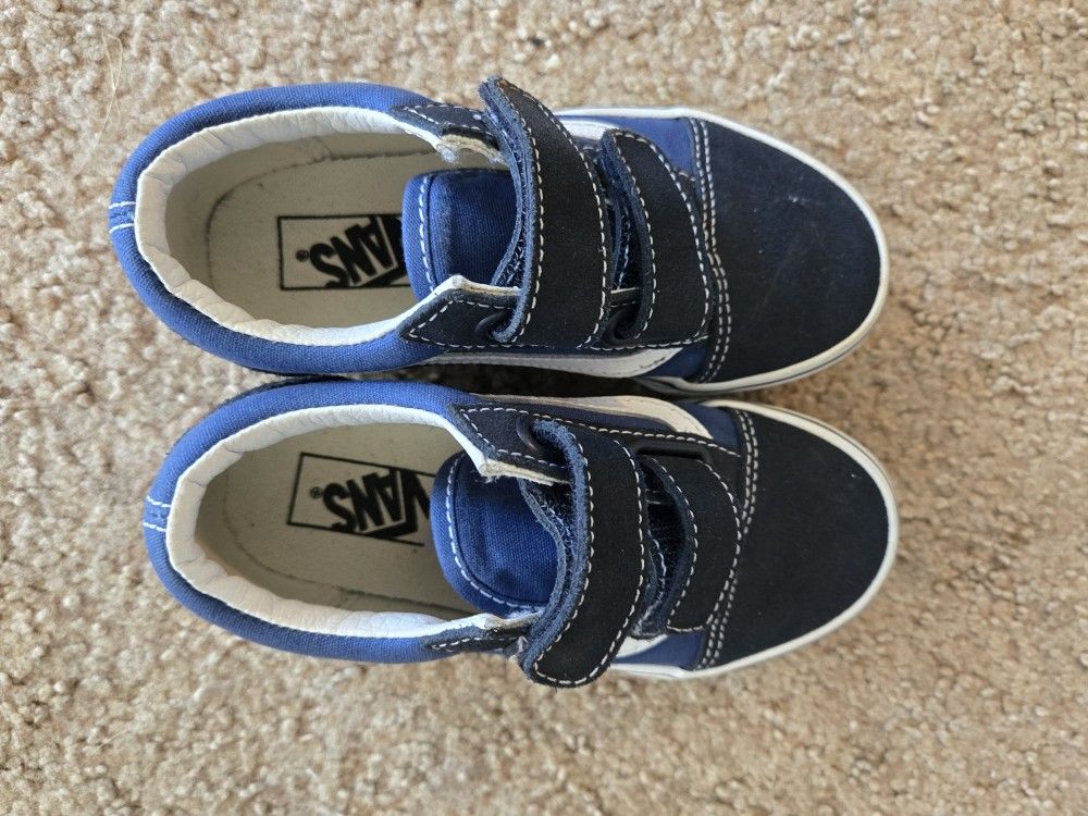 Toddler Van's